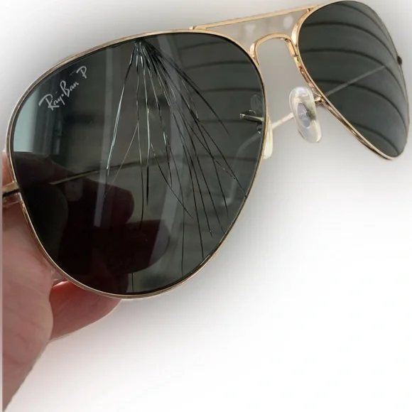 Ray-Ban Aviator Sunglasses FRAMES  58mm polarized Green. DAMAGED Ray-Ban Italy RB3025 Aviator Gold Green Sunglasses 58MM $250  main image 4